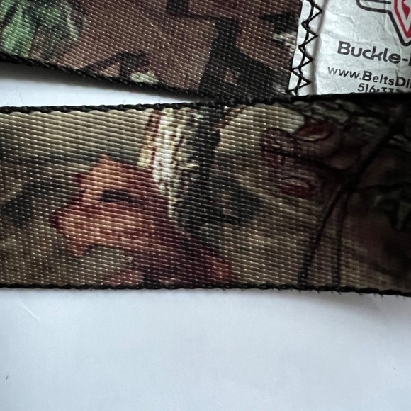 Buckle-down Belt Chrysler Logo Seatbelt Lap Dodge Ram 2014 Woods Forest Hunting - Picture 7 of 7